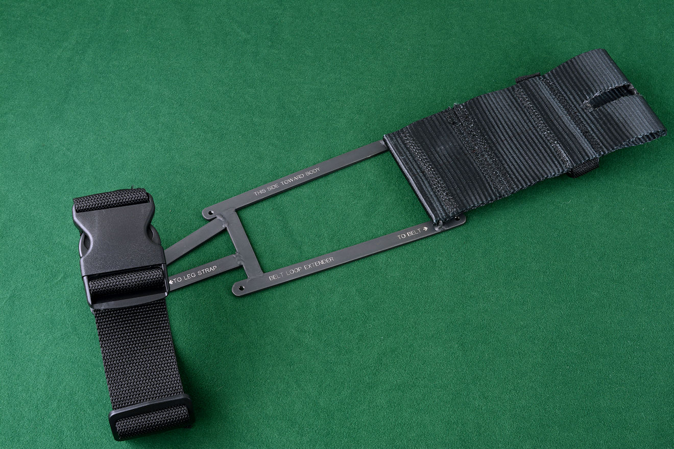 "Ananke" sheath belt loop extender detail