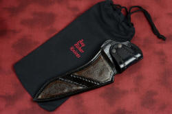 "Taranis" sheath with drawstring protective/storage bag, embroidered in black denim and polypropylene